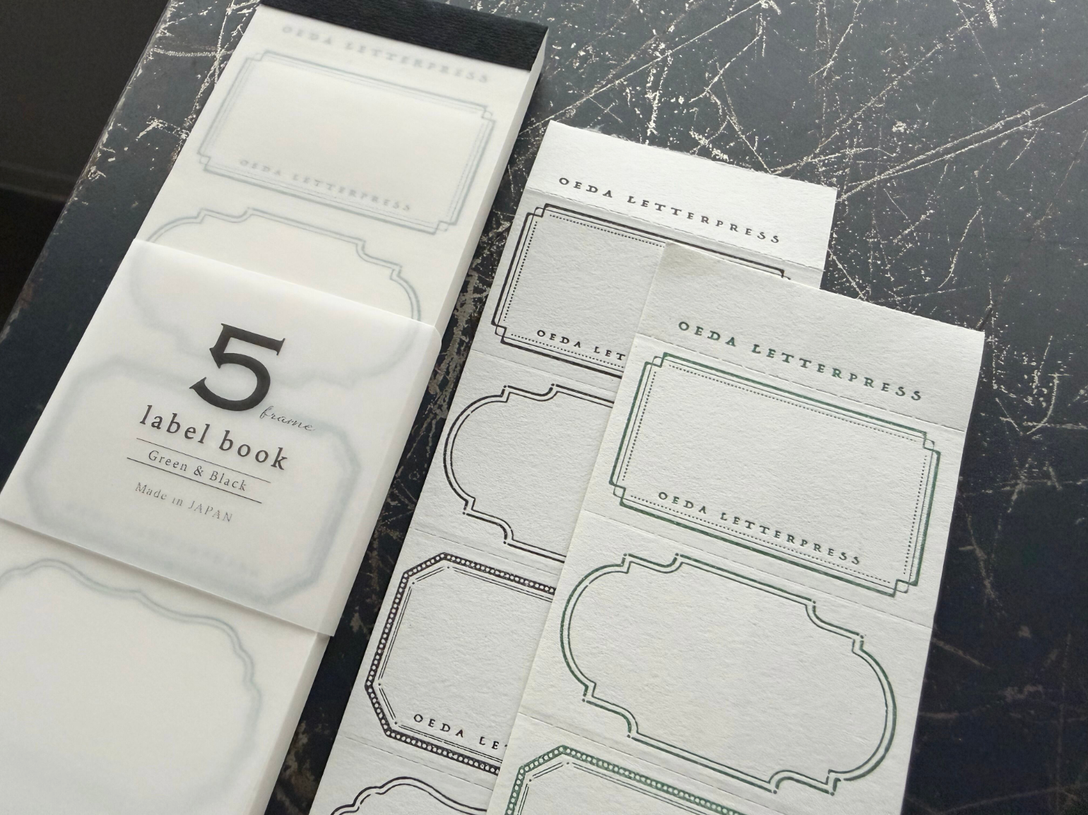 5frame label book 【Bronze＆Dark blue / Red＆Silver / Green＆Black 】